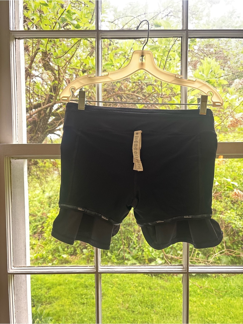 lululemon athletica Black Skater Tennis Skirt with Zip Pocket - Picture 10 of 16